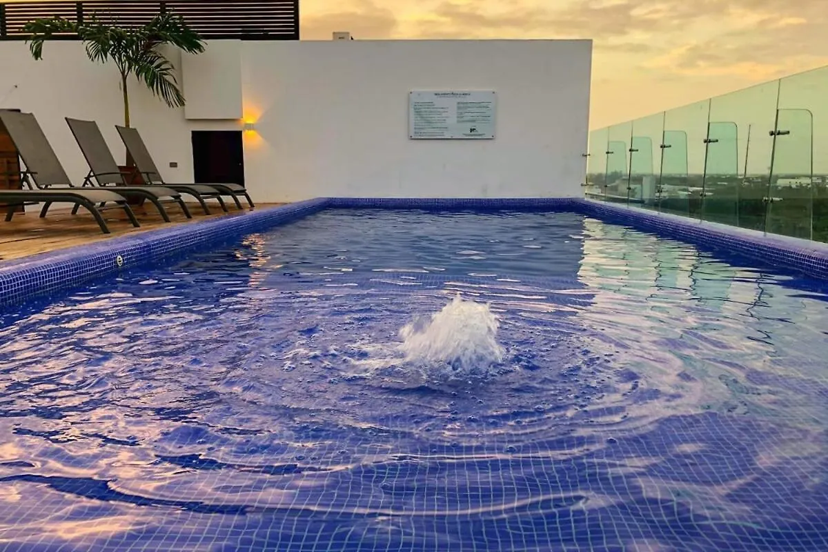 Luxe Top-Floor Incredible Roof Pool At Complex Playa del Carmen Apartment