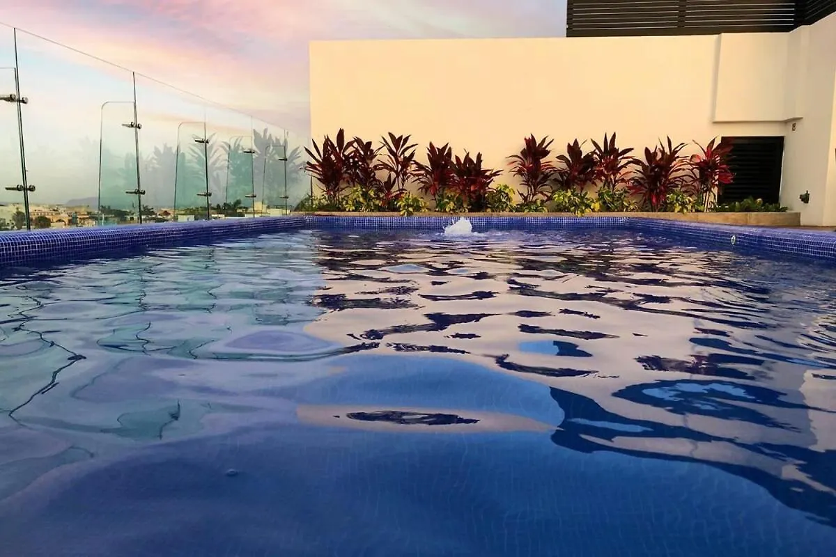 Luxe Top-Floor Incredible Roof Pool At Complex Playa del Carmen